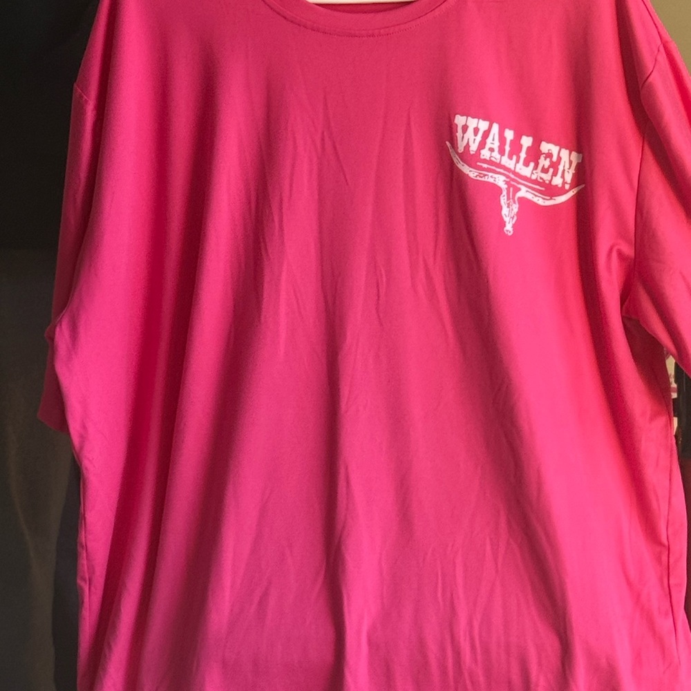 Vibrant Pink Wallen T-Shirt